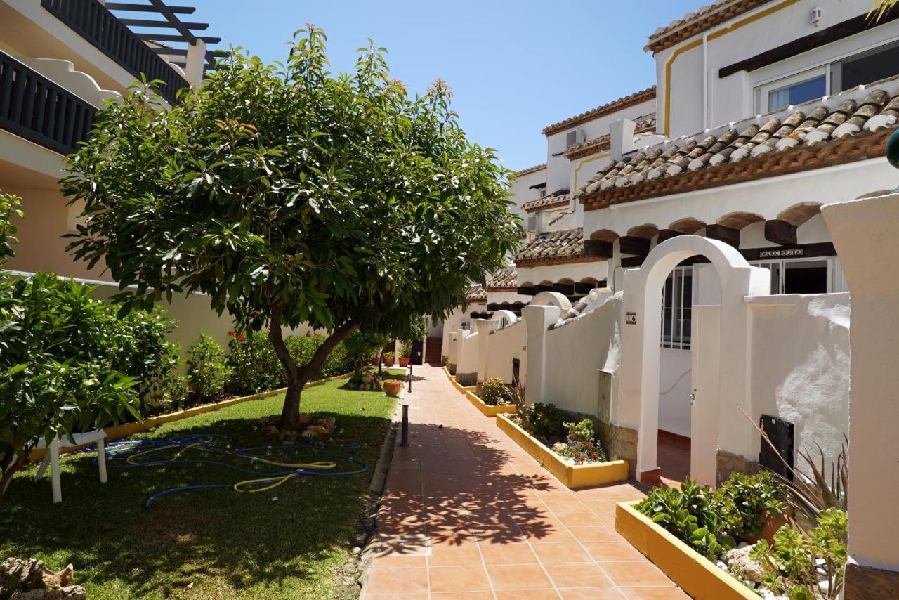 Beach House Casa Luna, Marbella Sitio de Calahonda ภายนอก รูปภาพ
