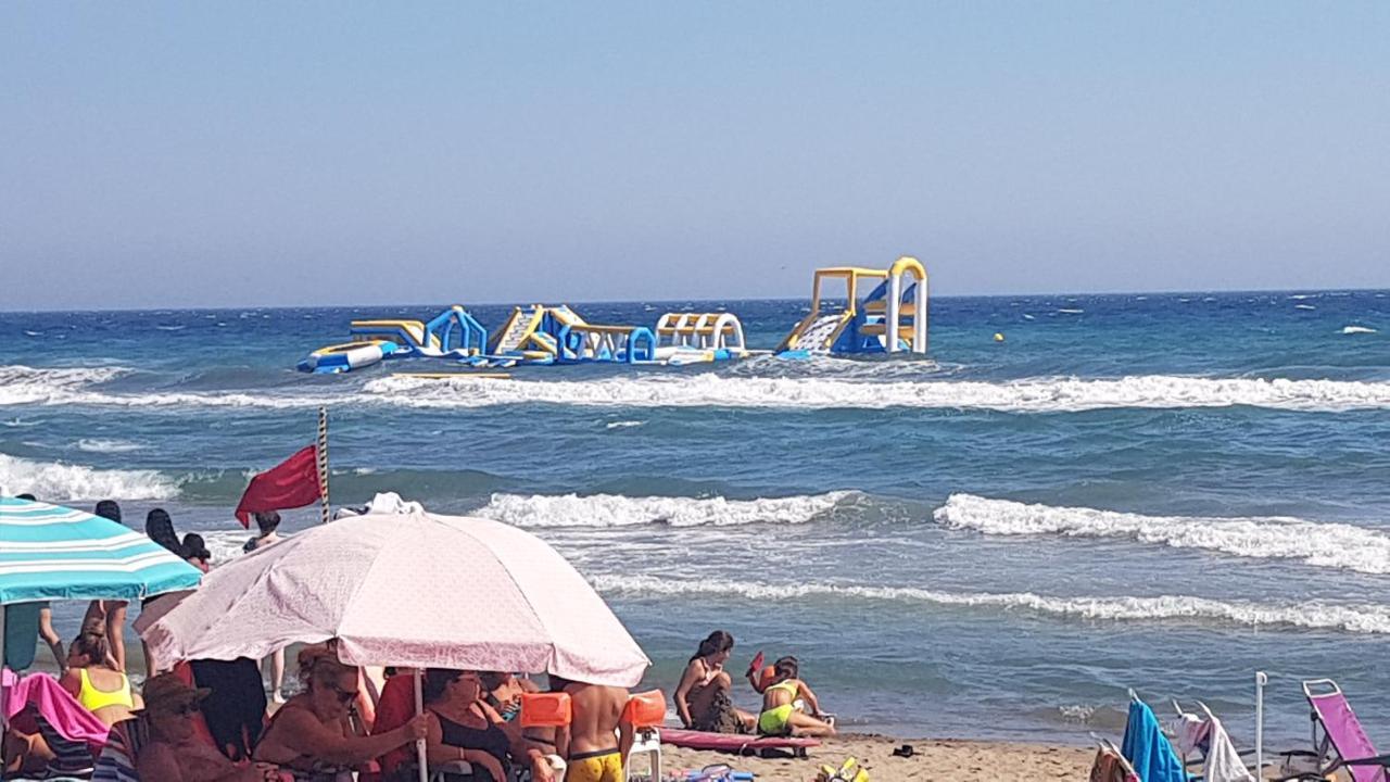 Beach House Casa Luna, Marbella Sitio de Calahonda ภายนอก รูปภาพ