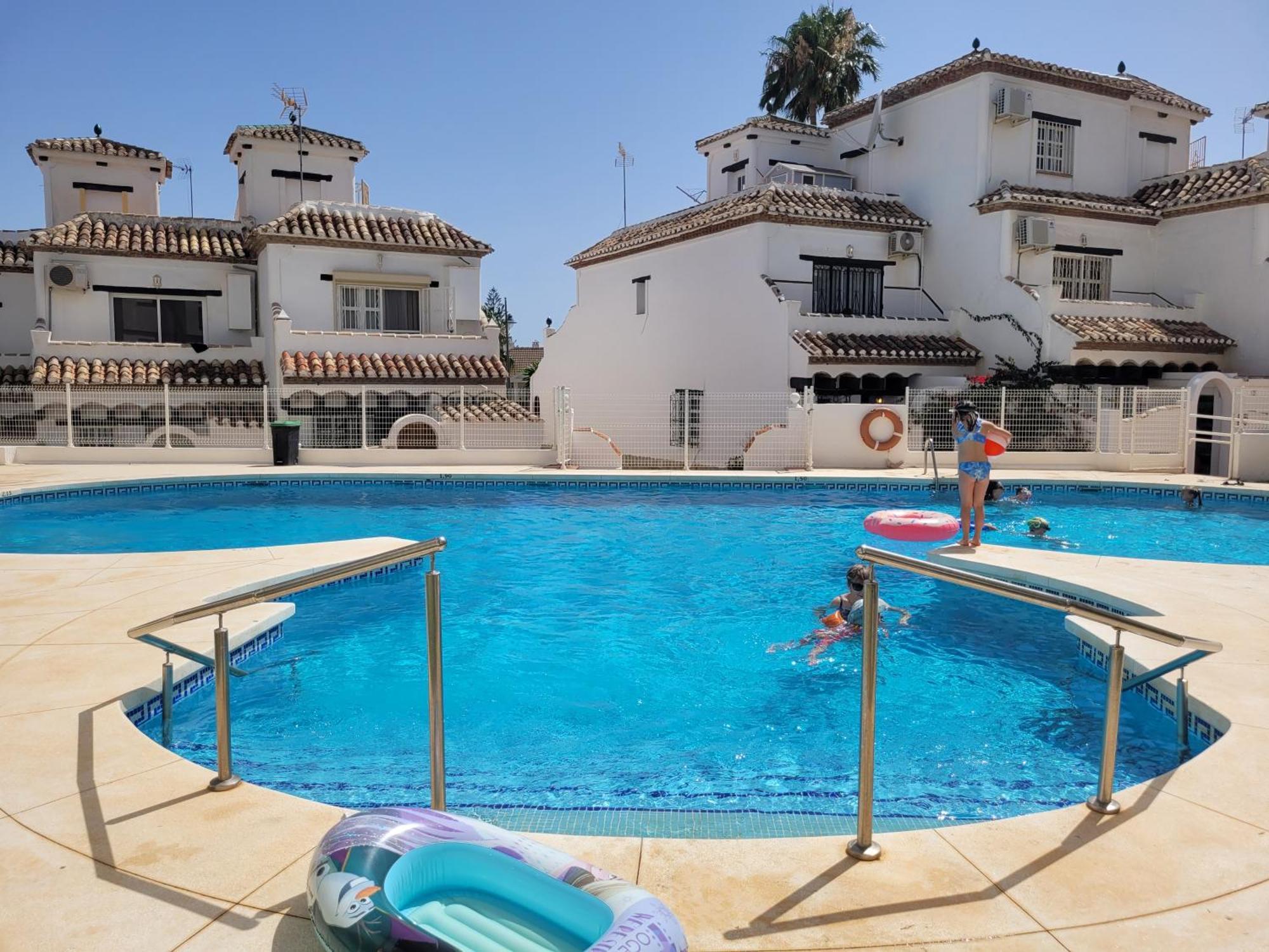 Beach House Casa Luna, Marbella Sitio de Calahonda ภายนอก รูปภาพ