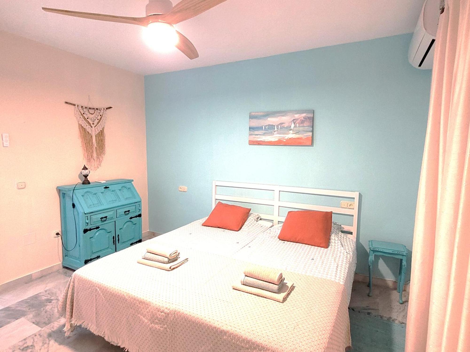 Beach House Casa Luna, Marbella Sitio de Calahonda ภายนอก รูปภาพ